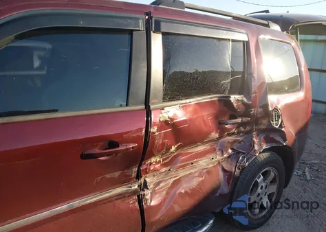 2009 Honda Pilot Touring z USA, uszkodzony, nr VIN 5FNYF38999B006464